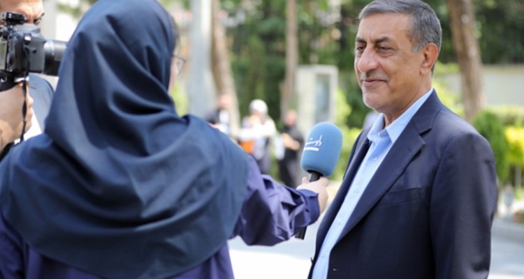 معاون اجرایی رییس‌جمهور: یارانه باید به دست مردم برسد