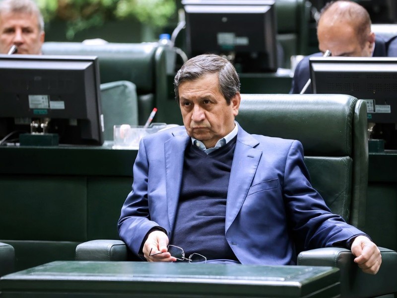 عبدالناصر همتی با ارزش ریال چه کرد؟/ سیاست‌های ارزی و اقتصادی که تورم را به اوج رساند