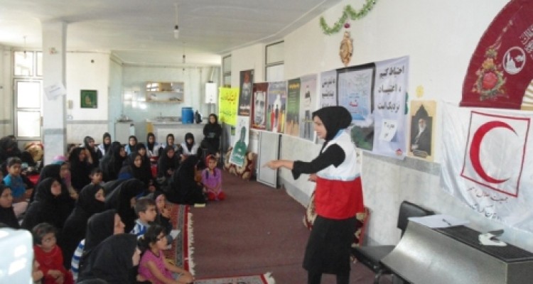 برگزاری کارگاه آموزشی پیشگیری از اعتیاد در اسلام آبادغرب +عکس