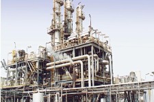 صنعت پتروشیمی در یک نگاه/توسعه و اشتغالزایی با احداث واحد پتروشیمی
