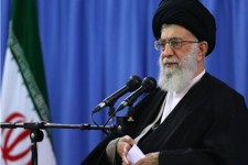 برخی گروه‌های اسلامی در بعضی کشورها جای دوست و دشمن را اشتباه گرفتند و ضربه‌اش را خوردند/ تجربیات وحدت بخش ملت ایران در حج منتقل شود