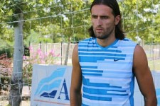 دوقلو ها و همسر مهاجم استقلال + عکس