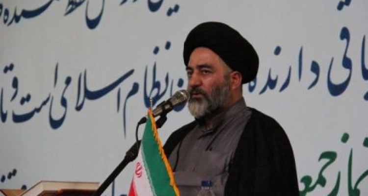  باید روح ظلم ستیزی  و مبارزه با استکبار را در خودمان تقویت کنیم/برای تحقق اقتصاد مقاومتی باید به تولید داخلی اهمیت بدهیم