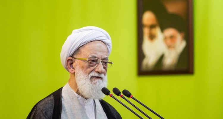  دشمن در قضیه برجام بدنبال حذف ایران است/حکام آل سعود نوکر آمریکا