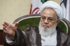 جریان های نفوذی برای مقابله با اندیشه انقلاب اسلامی فعالیت می کنند/ سرشبکه های نفوذ پیاده نظام جهان استکبار هستند