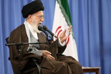 پذیرش نتیجه‌ قانونی انتخابات حق‌الناس است/ بر حضور حداکثری در انتخابات تأکید داشته و دارم