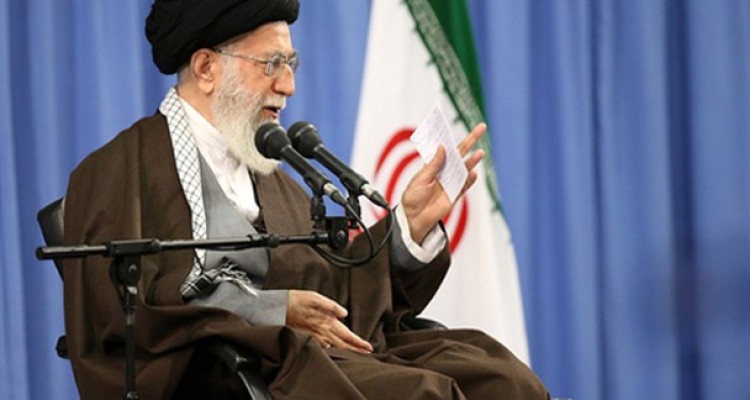 پذیرش نتیجه‌ قانونی انتخابات حق‌الناس است/ بر حضور حداکثری در انتخابات تأکید داشته و دارم