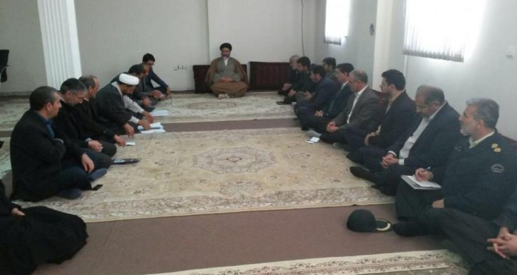 درد دل کردن گره ای از مشکل فرهنگ عمومی جامعه باز نمی کند/پیشنهاد ایجاد پایگاه فرهنگی/در خصوص مصوبات شورای فرهنگ عمومی کم لطفی می شود