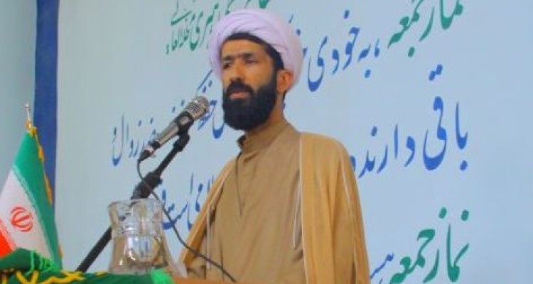 امام خمینی(ره) خط و مشی مهم انقلاب را ترسیم کرده اند/ برخی می خواهند در پسابرجام  با عجله شعار مرگ بر آمریکا را حذف کنند