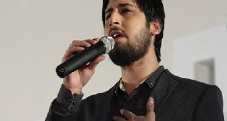 اجرای زنده آهنگ جهاد با صدای حامد زمانی