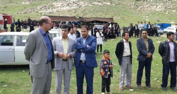  امروز بیشتر روستائیان ما از تولید کننده به مصرف کننده تبدیل شده اند