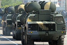 مهمترین پیام رونمایی از "موشک S-300" در رژه امروز ارتش/ موازنه نظامی به سود محور مقاومت در منطقه بهم خورد!