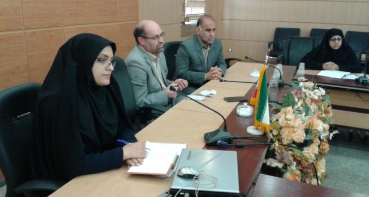 نشاط زنان طراوت جامعه را به دنبال دارد/باید نشست های تخصصی زنان بصورت دوماه یکبار برگزار شود