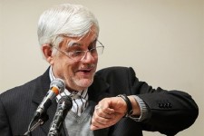 «عارف» با ریاست مجلس دهم خداحافظی کند