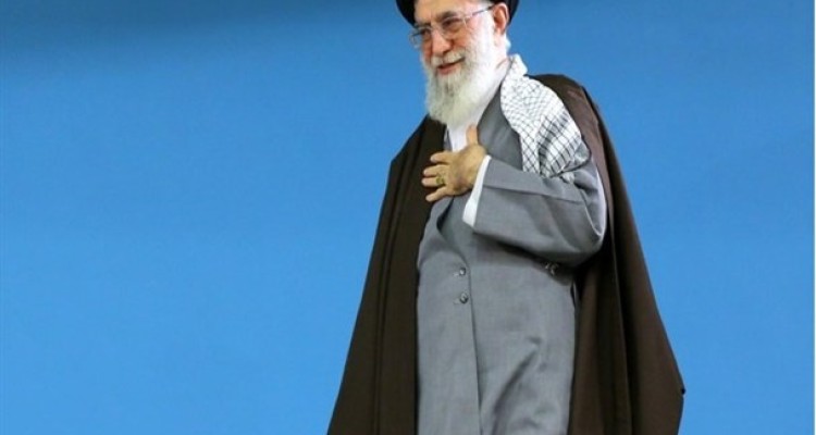 آمریکا برود خلیج‌ خوک‌ها رزمایش برگزار کند خلیج فارس خانه ماست/ مسئولان از مسائل مادی معلمان غافل نشوند/ زبان علم فقط انگلیسی نیست