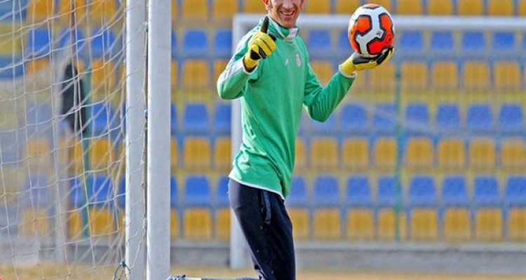 بیرانوند پرسپولیسی می شود