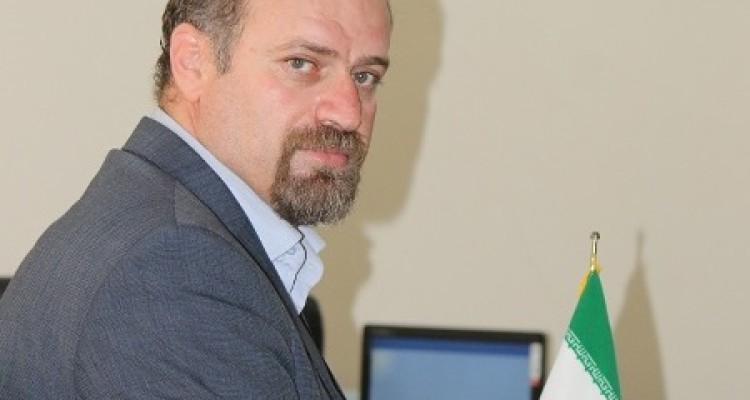 فعال نمودن واحدهای تولیدی راکد اولویت اول اشتغالزایی در اسلام آبادغرب/ از جوانانی که انقلاب و دفاع مقدس را فرماندهی کردند الگو برداری کنید