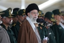 خرمشهرها در پیش است؛ نه در میدان جنگ نظامی، در میدانی که از جنگ نظامی سخت‌تر است