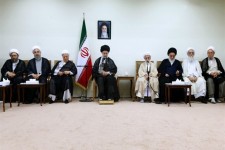 دشمن مجبور به پذیرش صنعت هسته‌ای ایران شد/ این امتیاز را آمریکایی ها ندادند بلکه ما در پرتو قدرت خود گرفتیم/حمله به سپاه و شورای نگهبان از روش‌های جاری بیگانگان است