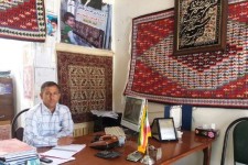  قالیبافی و تولید فرش یکی از نمونه های بارز اقتصاد مقاومتی/ لزوم توجه دولت و مسئولین به قالیبافان اسلام آبادی 