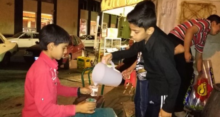 حضور پرشور نوجوانان اسلام آبادی در مراسم احیای سومین شب از لیالی قدر