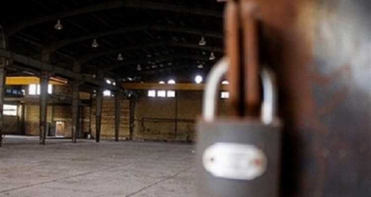 کلید شکسته قفل کارخانه ها را باز نمی کند/ آدرس غلط دولت برای معرفی وضعیت صنعت