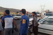 تصادف زنجیره ای جاده اسلام آبادغرب 15زخمی بر جای گذاشت+عکس