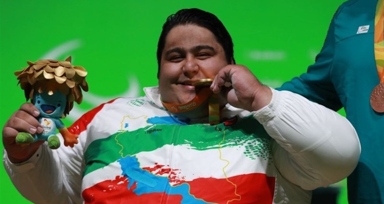 سیامند رحمان با رکوردی باورنکردنی، طلایی شد