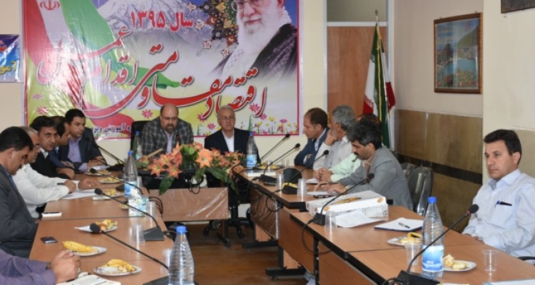 هیچ دانش آموزی در اسلام آبادغرب نباید دغدغه لوازم التحریر و امکانات آموزشی داشته باشد