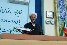 کسانی فکر می کنند دشمن به ما رحم می کند؛ این یک خیال خام است