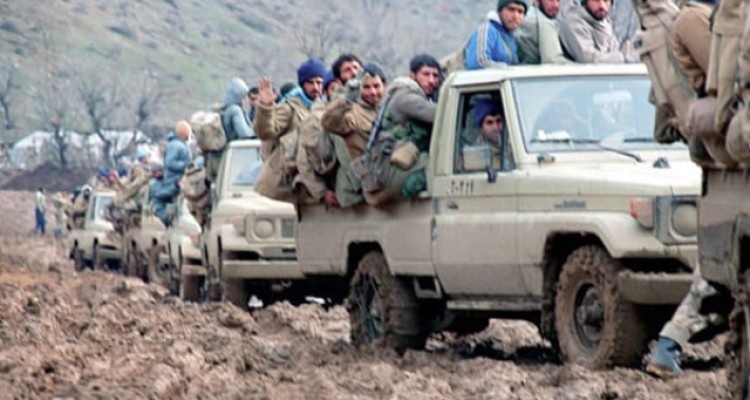 افتتاح نمایشگاه عکس و پوستر جنگ در اسلام آباد غرب