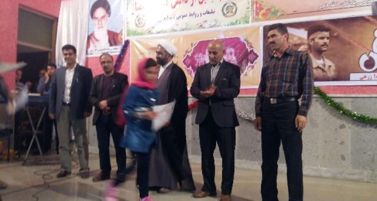 همایش سبک زندگی اسلامی و جشن هفته دفاع مقدس در پادگان الله اکبر اسلام آبادغرب برگزار شد+عکس