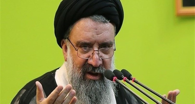 بشناسید ایران را؛ ایران حسینی و عاشورایی است/یزیدیان در یمن حمام خون به راه انداختند/ فرماندهی جنگ آل‌سعود علیه یمن به دست آمریکا و انگلیس است