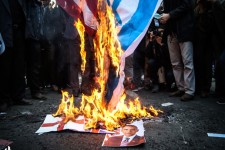 طنین شعار مرگ برآمریکا در سراسر کشور/پرچم آمریکا در آتش خشم ملت سوخت+تصاویر