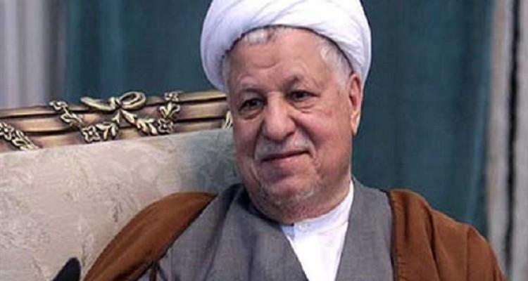 ترامپ به اصول پایبند نیست/ دفتر روحانی مانع تغییر تیم رسانه‌ای دولت است/ مهدی در زندان ۲ دکترا می‌خواند/ عفت معتقد است به مهدی ظلم شده