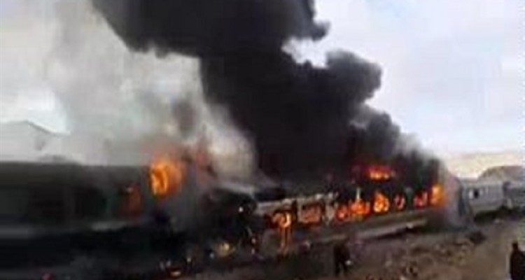 از استعفا تا شایعه خرید هواپیما؛ سناریویی برای نجات وزیر راه