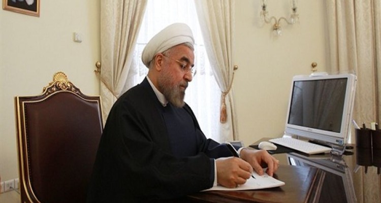 همه دستورات فرمایشی آقای رئیس جمهور!/ از روی زمین ماندن پیگیری فیش های نجومی تا دستور برای پیگیری حادثه برخورد 2 قطار