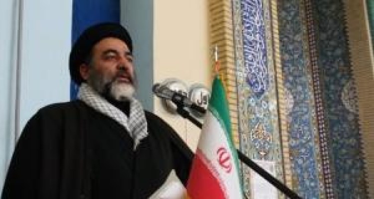  یکی از دستاوردهای مهم انقلاب شکستن ابهت شیطان بزرگ است 