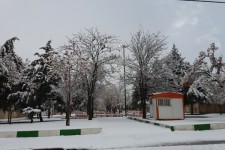 بارش برف بازهم  اسلام آبادغرب را سفیدپوش کرد+ تصاویر