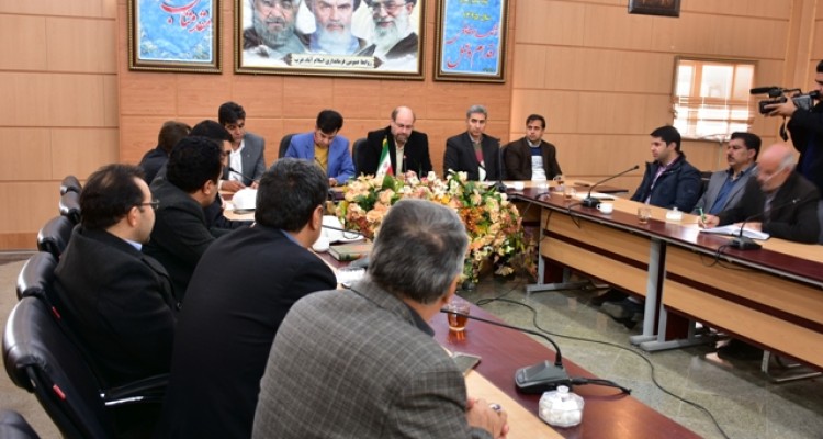 کاهش 40 درصدی تصادفات در مسیر اسلام آبادغرب-حمیل/ ثبت بیش از 46 هزار مورد تخلف راهنمایی و رانندگی 