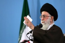 اگر کسی به فکر مردم باشد، نمی‌تواند در مقابل مسائل دشوار خوزستان راحت بماند/این حرف که وضعیت فعلی نتیجه به فکر نبودن گذشتگان است، مشکلی را حل نمی‌کند