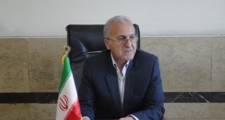 اعطای هدیه عیدانه به دانش آموزان نیازمند توسط خیرین گمنام در اسلام آبادغرب