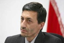 اخراج ۱۷ کارمند کمیته امداد بخاطر دخالت در انتخابات/ وزارت راه به کمیته امداد بدهکار است/ مخالفت ظریف با بستن دفاتر خارجی کمیته امداد