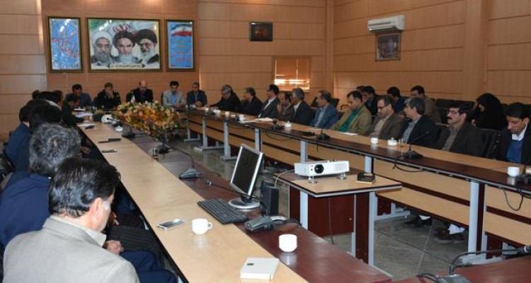 فروردین 96 بیمارستان اسلام آبادغرب افتتاح می شود/گزارش خدمات دولت در سال95