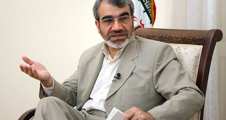 آقای رئیسی هروقت بخواهد می‌تواند از سمتش استعفا کند و نامزد شود/ بعید می‌دانم احمدی‌نژاد کاندیدا شود/آقایان لاریجانی و روحانی با مرحوم هاشمی صحبت کردند که از انتخابات انصراف دهد 