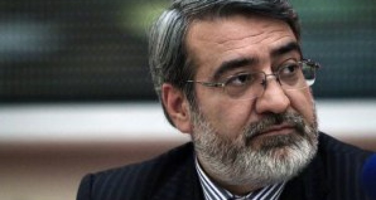 عصبانیت وزیر کشور از مدیریت کرمانشاه/ نه ریالی سرمایه جذب کردید نه اعتبارات بانکی را