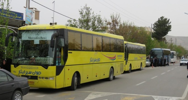 اعزام خواهران بسیجی اسلام آبادغرب به اردوی زیارتی مشهد مقدس 