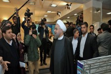 تبلیغ آشکار روحانی با پول بیت‌المال!+ سند