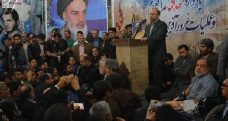 مدیریت پشت میزی و بخشنامه‌ای به سبک قجری به درد مردم نمی‌خورد/مثل بنی صدر که مردم را از مدیریت جنگ جدا کرد مردم را از مدیریت اقتصاد جدا کردند