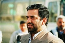 نگاه به بیرون در برنامه کاندیداهای ریاست جمهوری زمینه نفوذ سلطه را در کشور فراهم می کند